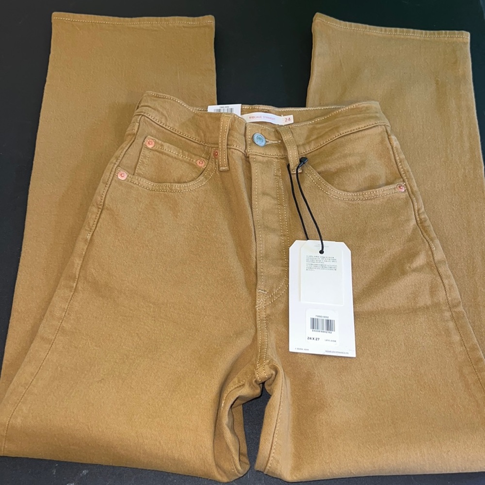 Straight Ankle Levis